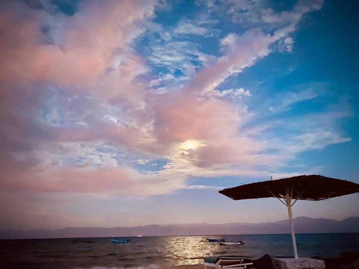 Отель Nuweiba Oasis Экстерьер фото