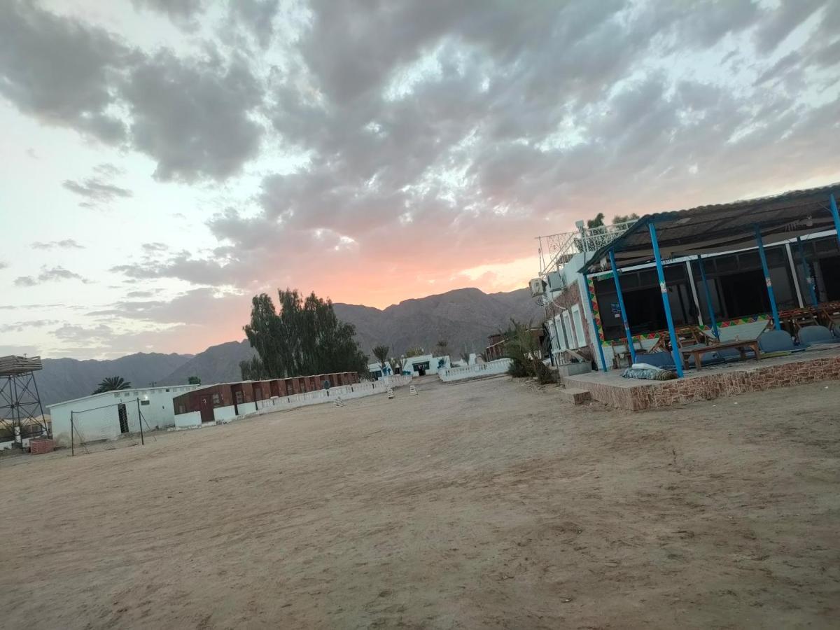 Отель Nuweiba Oasis Экстерьер фото